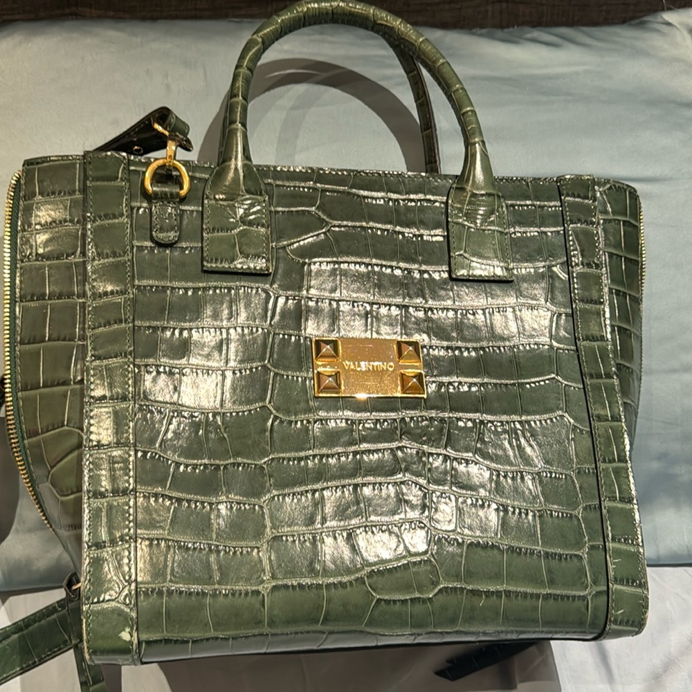 Hunter green Tote bag! Big and elegant! Very good quality